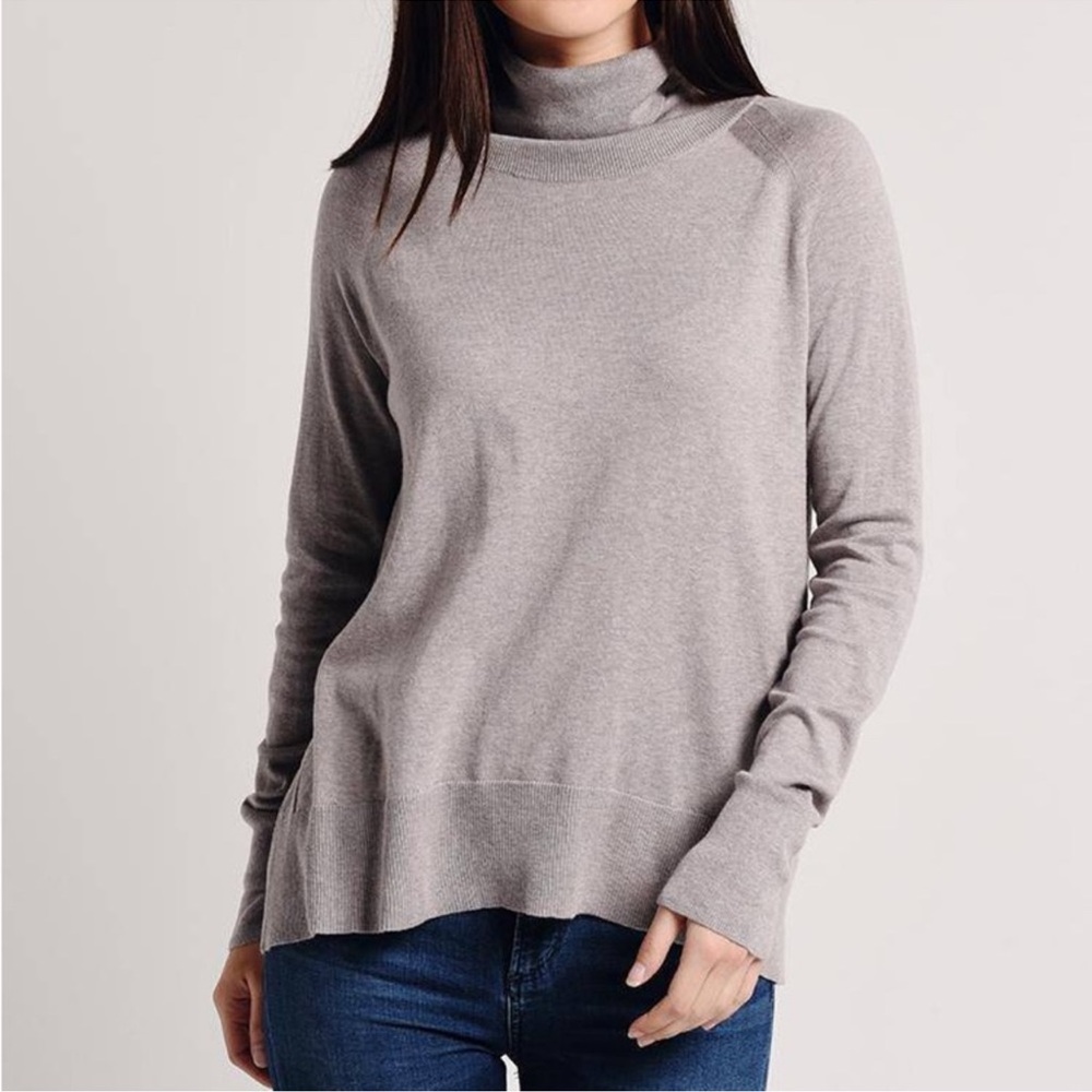 White + Warren Standneck Turtleneck Sweater Gray XS Cashmere Blend Minimalist